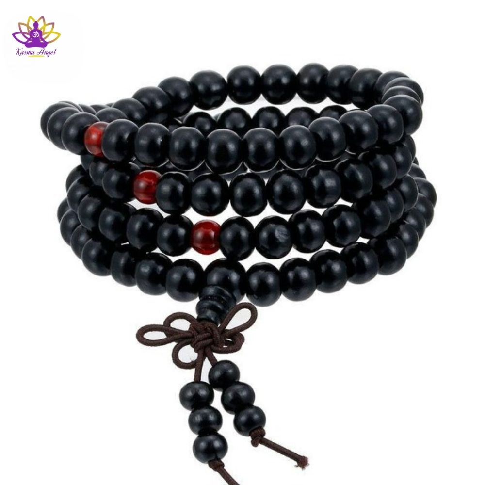 "Divine prière" - Bracelet Mala en bois de santal, noir