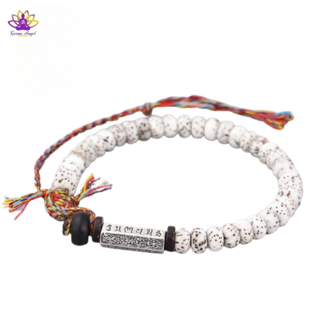 Bracelet ethnique bouddhiste porte-bonheur fait à la main