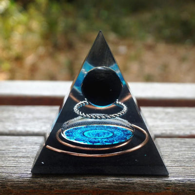 pyramide orgonite