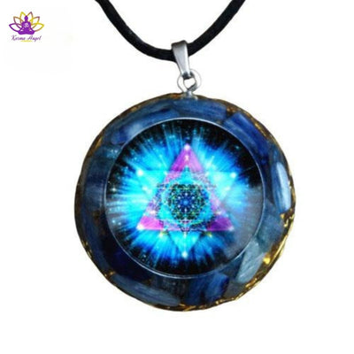 "Précieuse vérité" - Collier pendentif orgonite bleu vibrations, fait à la main