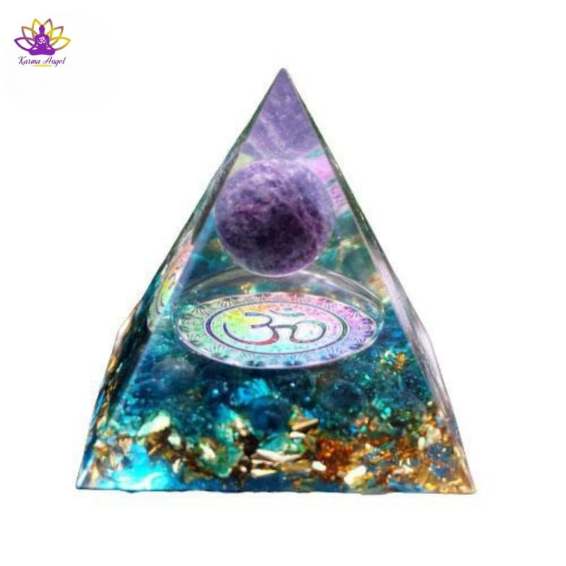 "Pensées positives" - Pyramide quartz bleu en orgonite