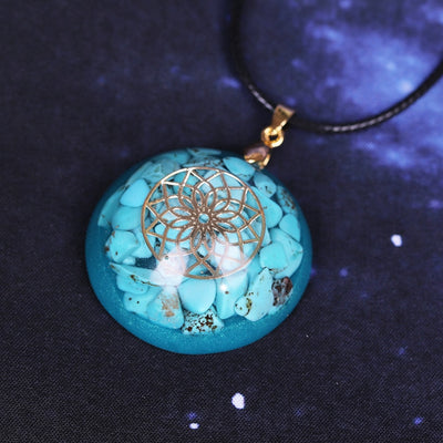 Collier turquoise en orgonite