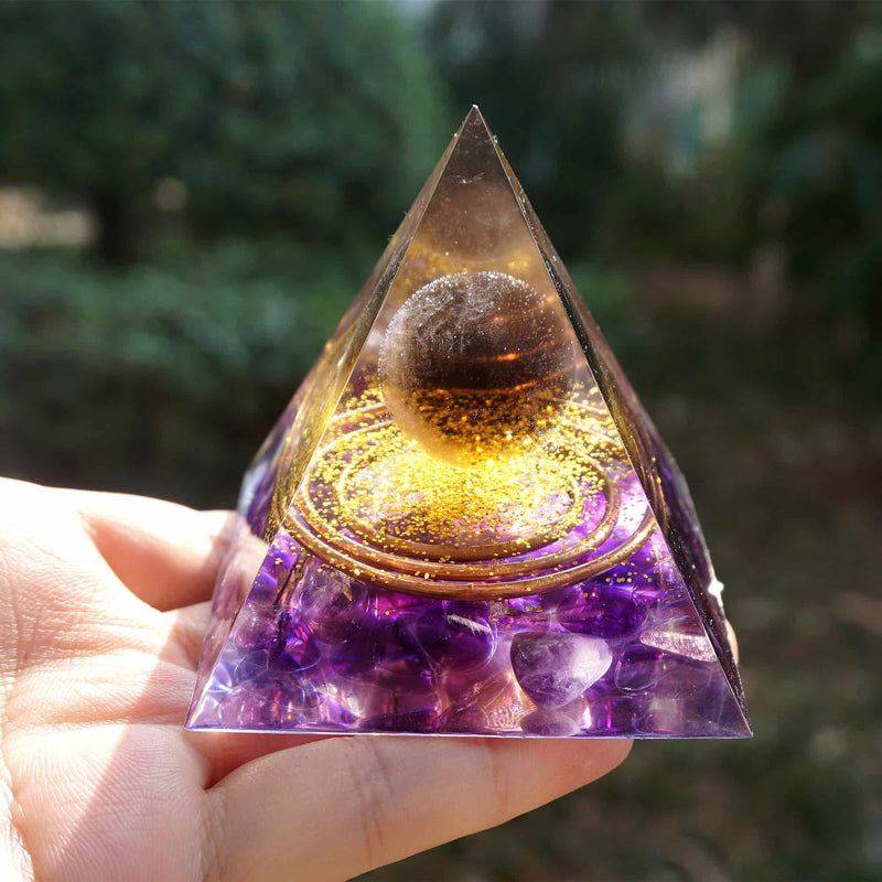 "Conscience supérieure" - Pyramide Reiki en orgonite violet - Karma Angel