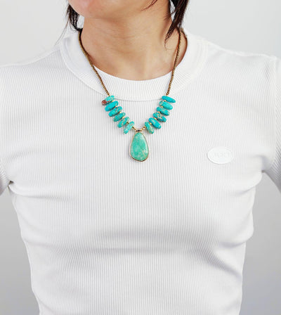 Collier femme fait main en pierres naturelles