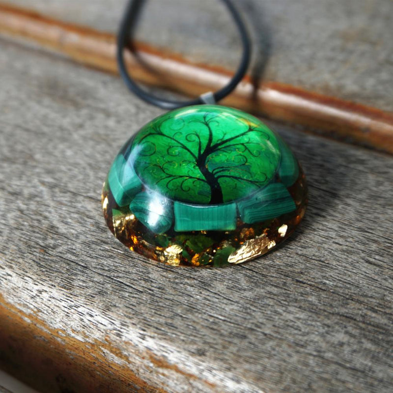 Collier arbre de vie en orgonite vert