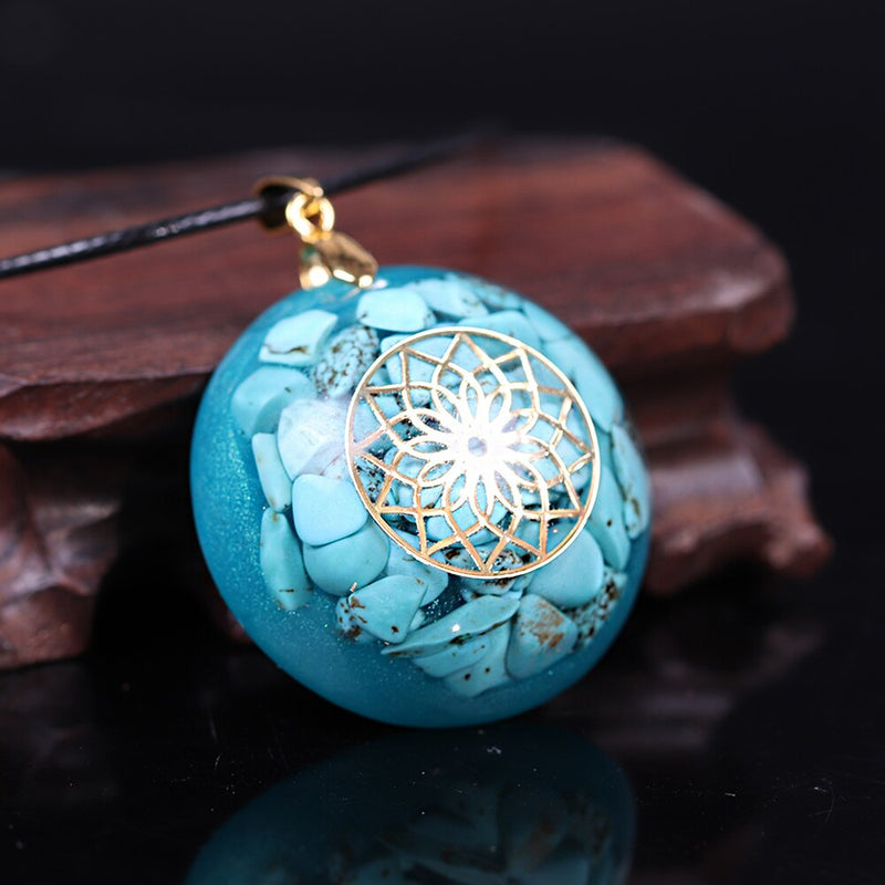 Collier turquoise en orgonite