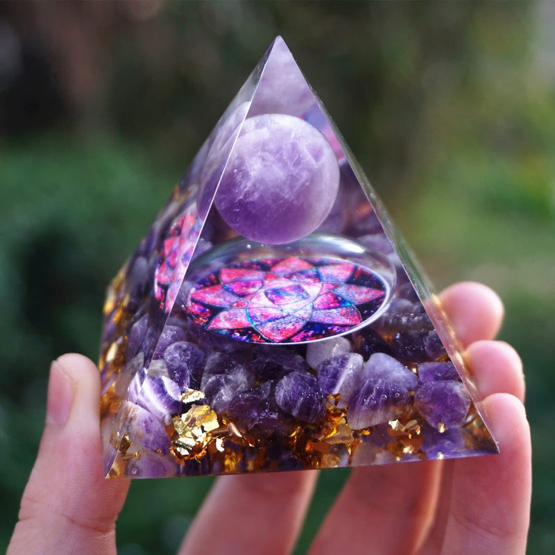 "Richesse intérieure" - Pyramide de guérison en orgonite - Karma Angel