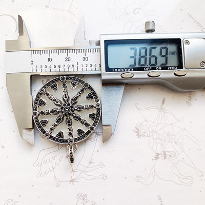 "Bonnes actions" - Pendentif roue de Karma en argent massif