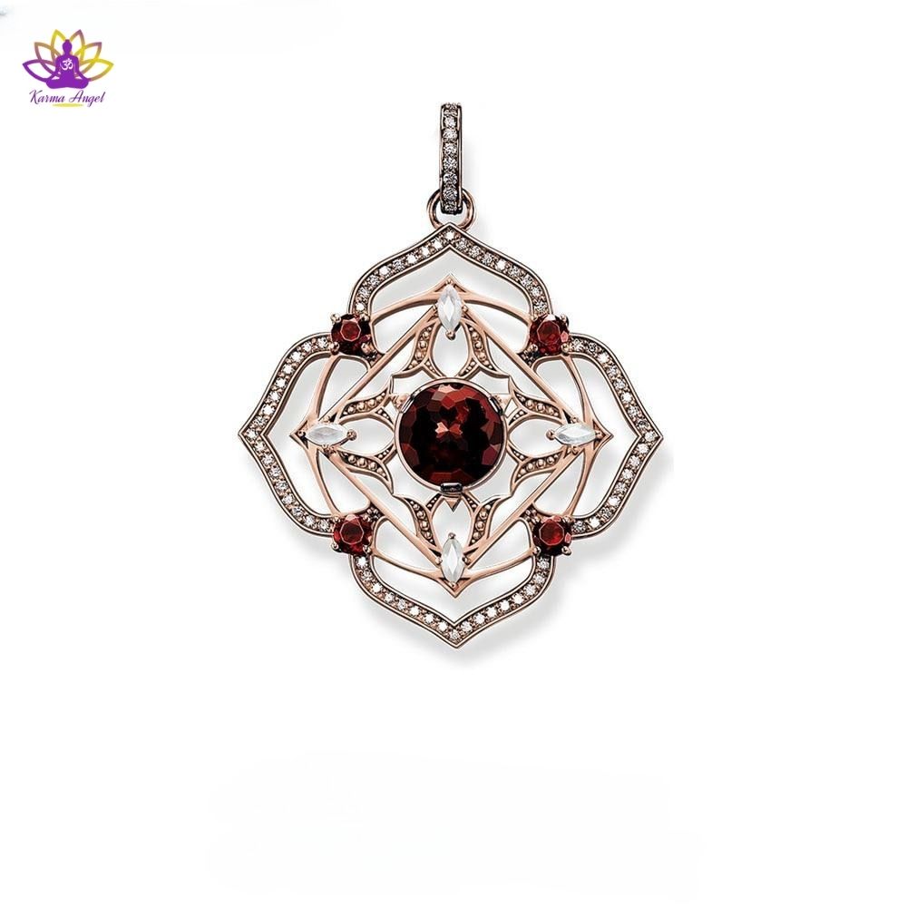 Pendentif élégant Chakra racine en argent 